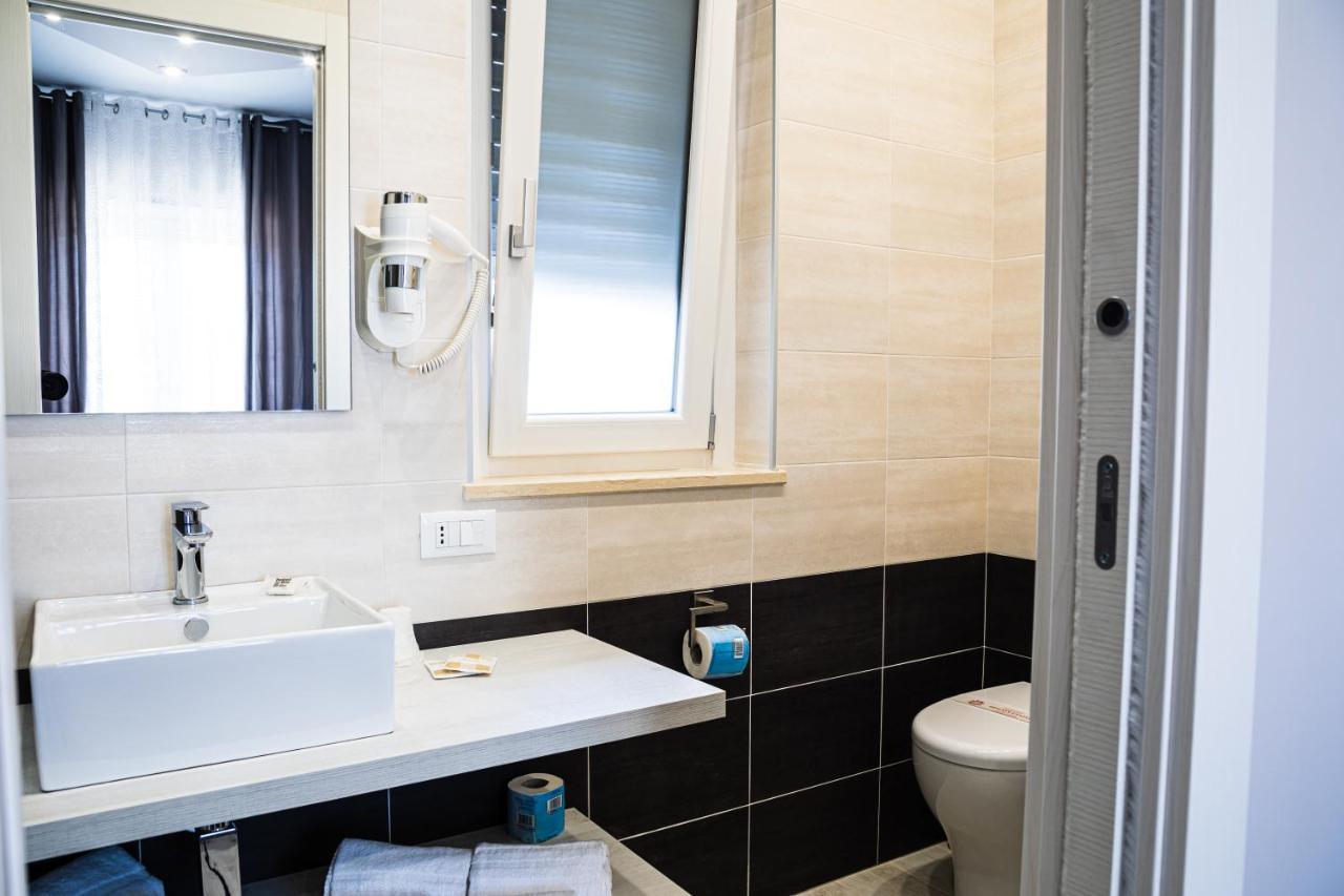 Ninfa Marina Hotel Termoli Bagian luar foto